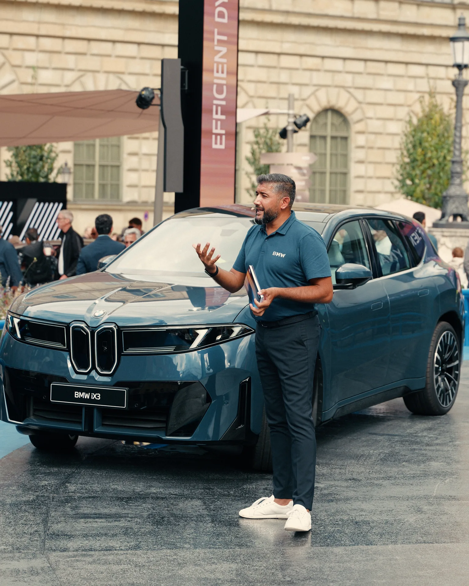Mobile Product Genius – BMW ix3 live praesentation platz