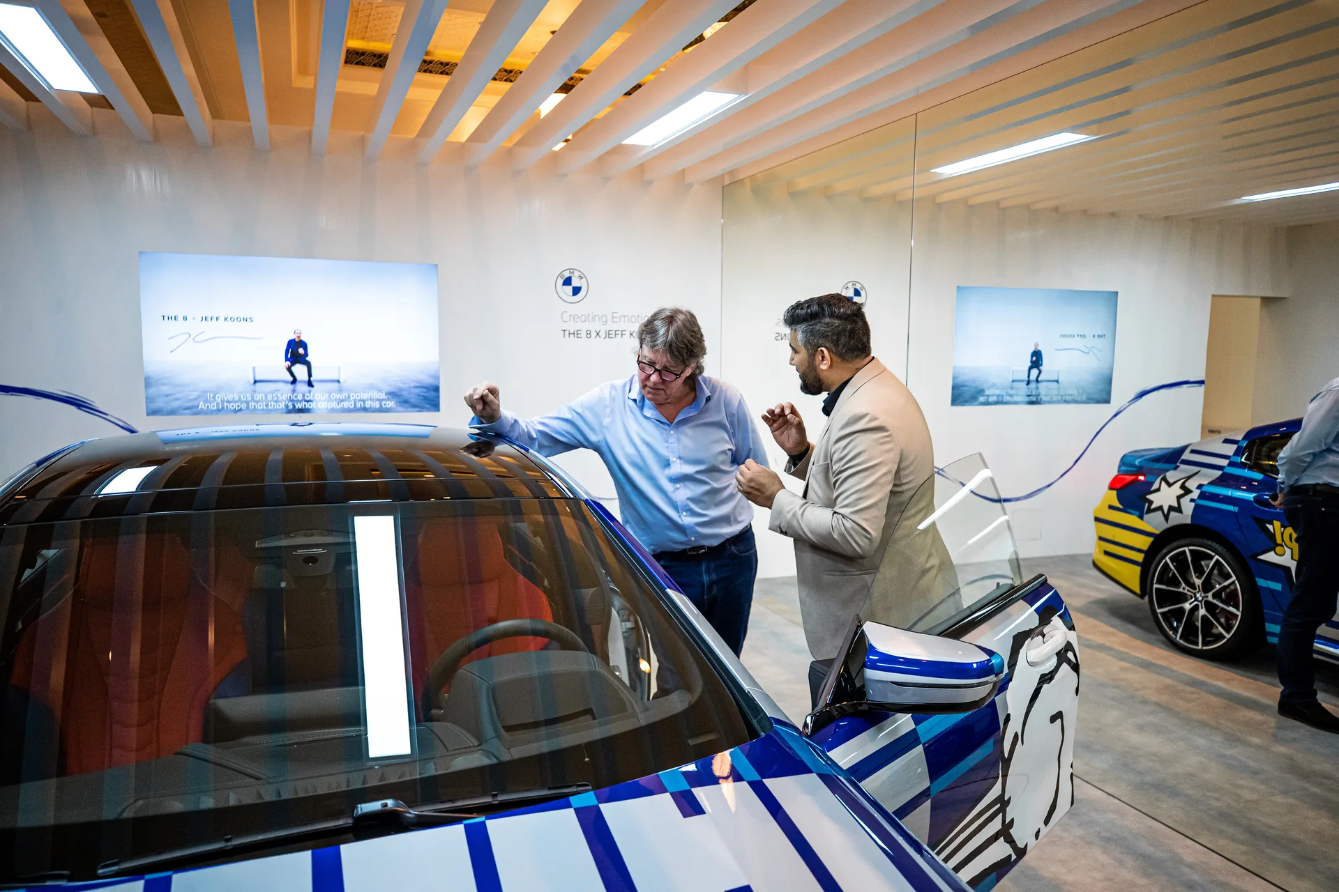 Mobile Product Genius – BMW art car jeff koons beratung