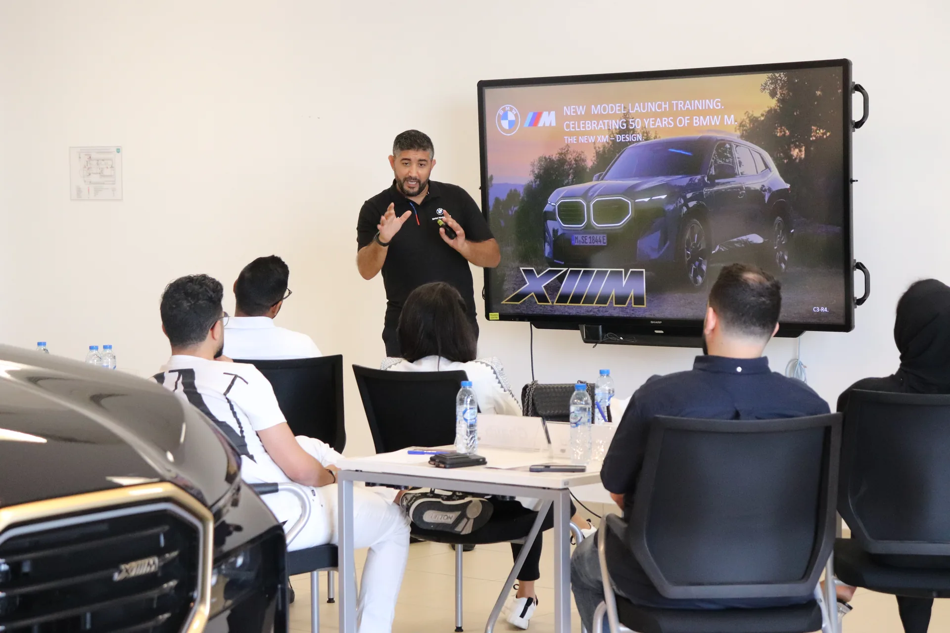 Mobile Product Genius – BMW xm modellschulung vortrag