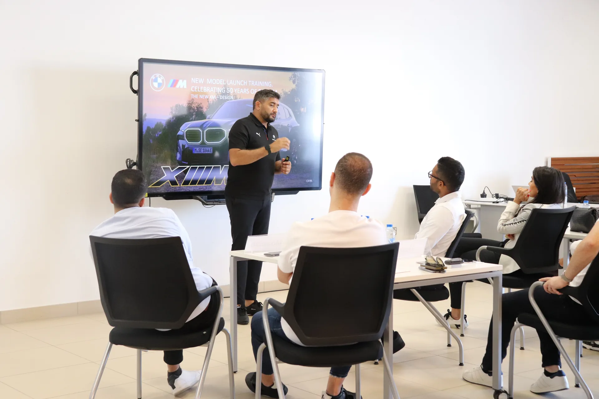 Mobile Product Genius – Produkttraining BMW xm bildschirm